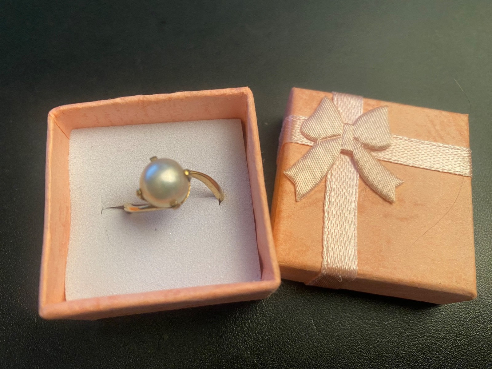 ONE 6mm White Cultured Pearl Ring 14K Yellow Gold SIZE 6 Approx 2.6 g Stamped