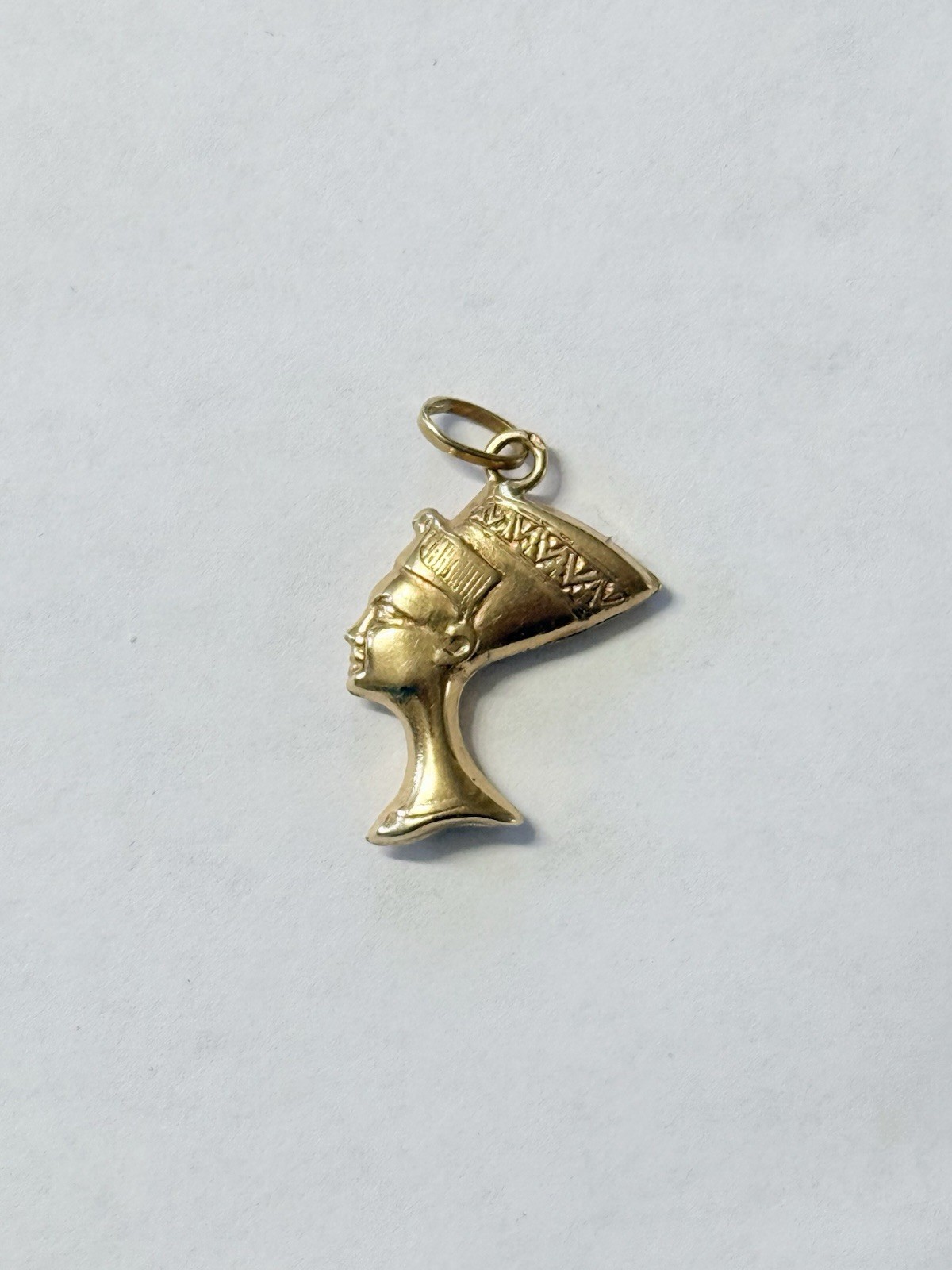 14k Yellow Gold Nefertiti Charm