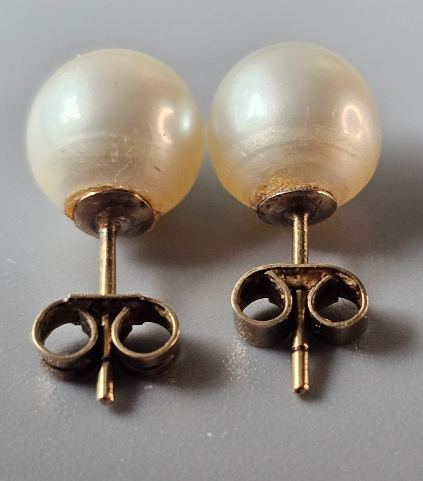 Mid-Century 9K Rose Gold Cultured Pearl Post Earrings 8.7mm White