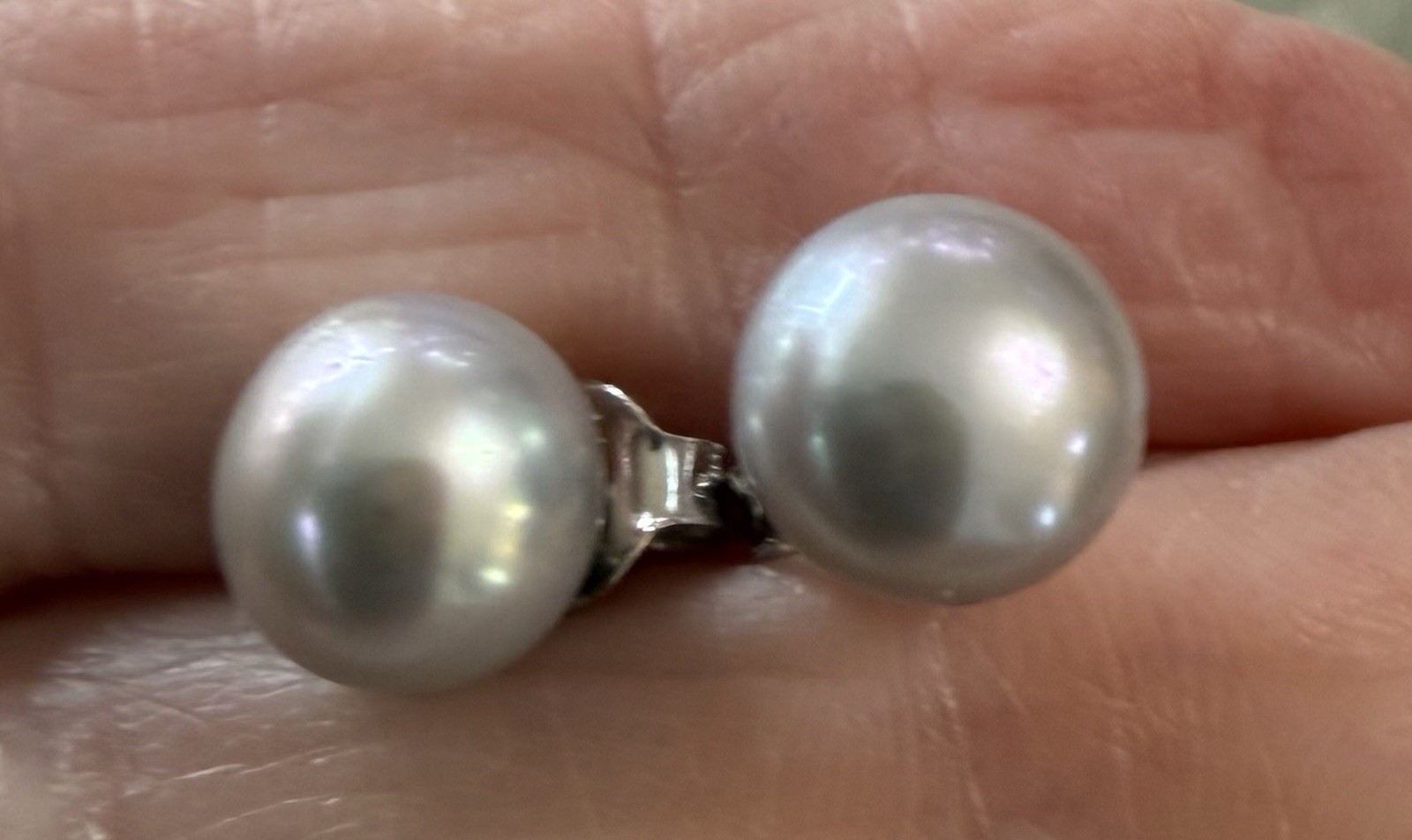 Gray Pearl Earrings In Sterling 925. Branded OP