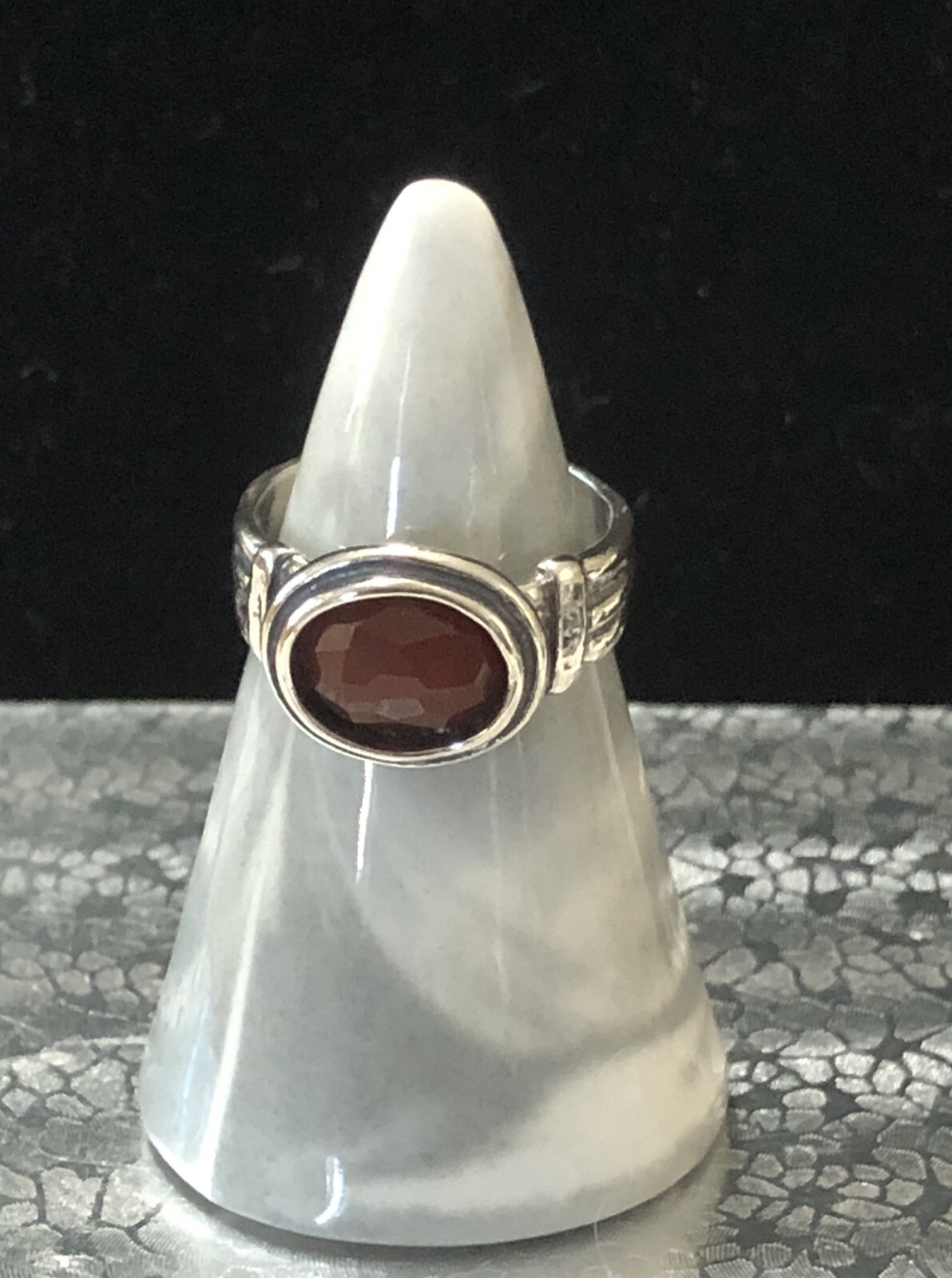 Didae Shablool Israel Sterling Silver Garnet Gemstone Ring Size 6.5