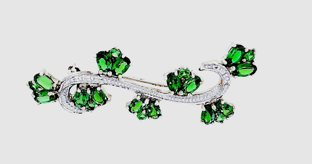 LADIES TWO TONE 14KT PERIDOT AND DIAMOND PIN