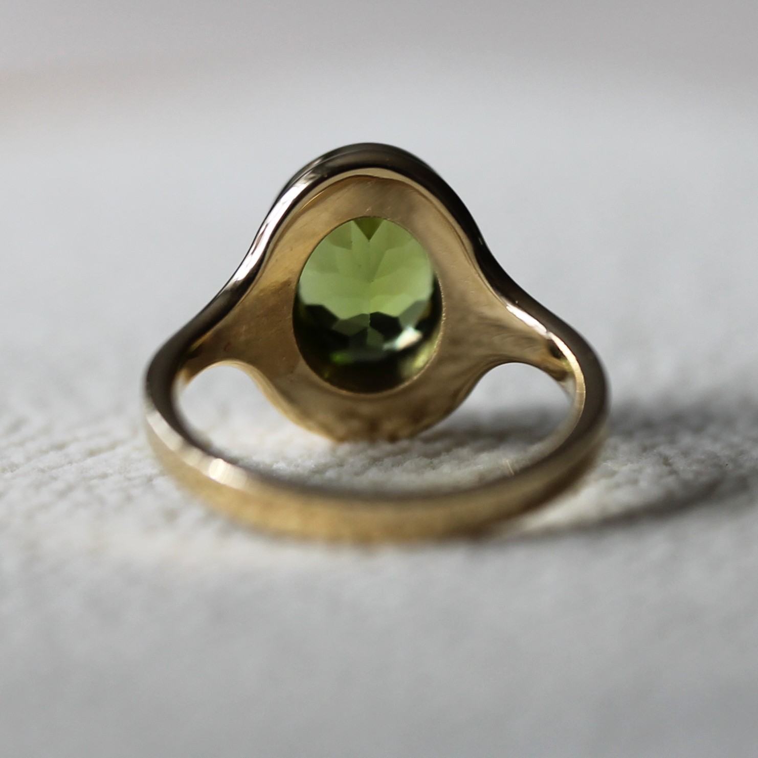 Oval Peridot 2.5ct Solid Gold 14K Bezel Engagement Ring August Statement Signet