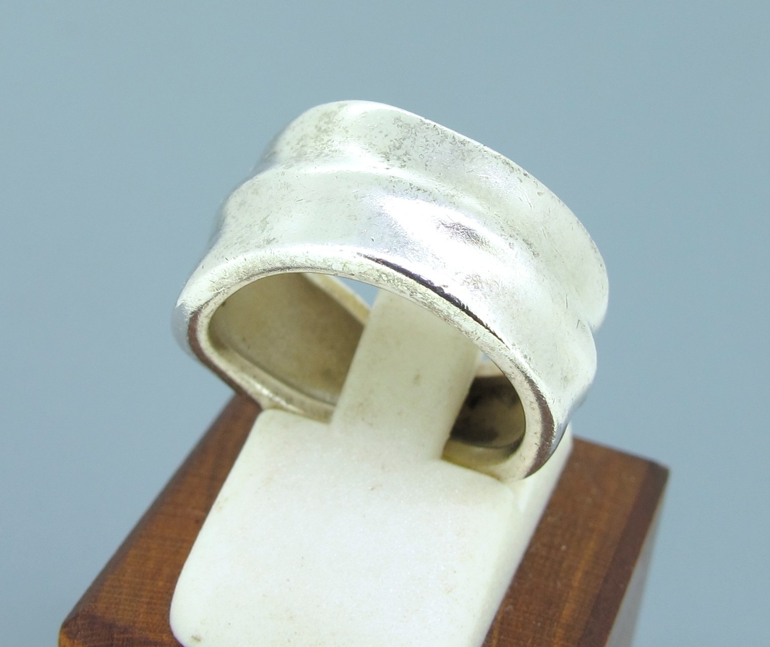 Tiffany & Co. 925 Sterling Silver Band Size 5.75