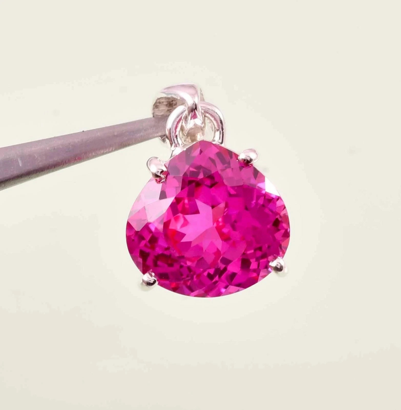 26.9 Ct A++ Natural Pink Sapphire Pear Cut 925 Solid Silver Pendant Gemstone