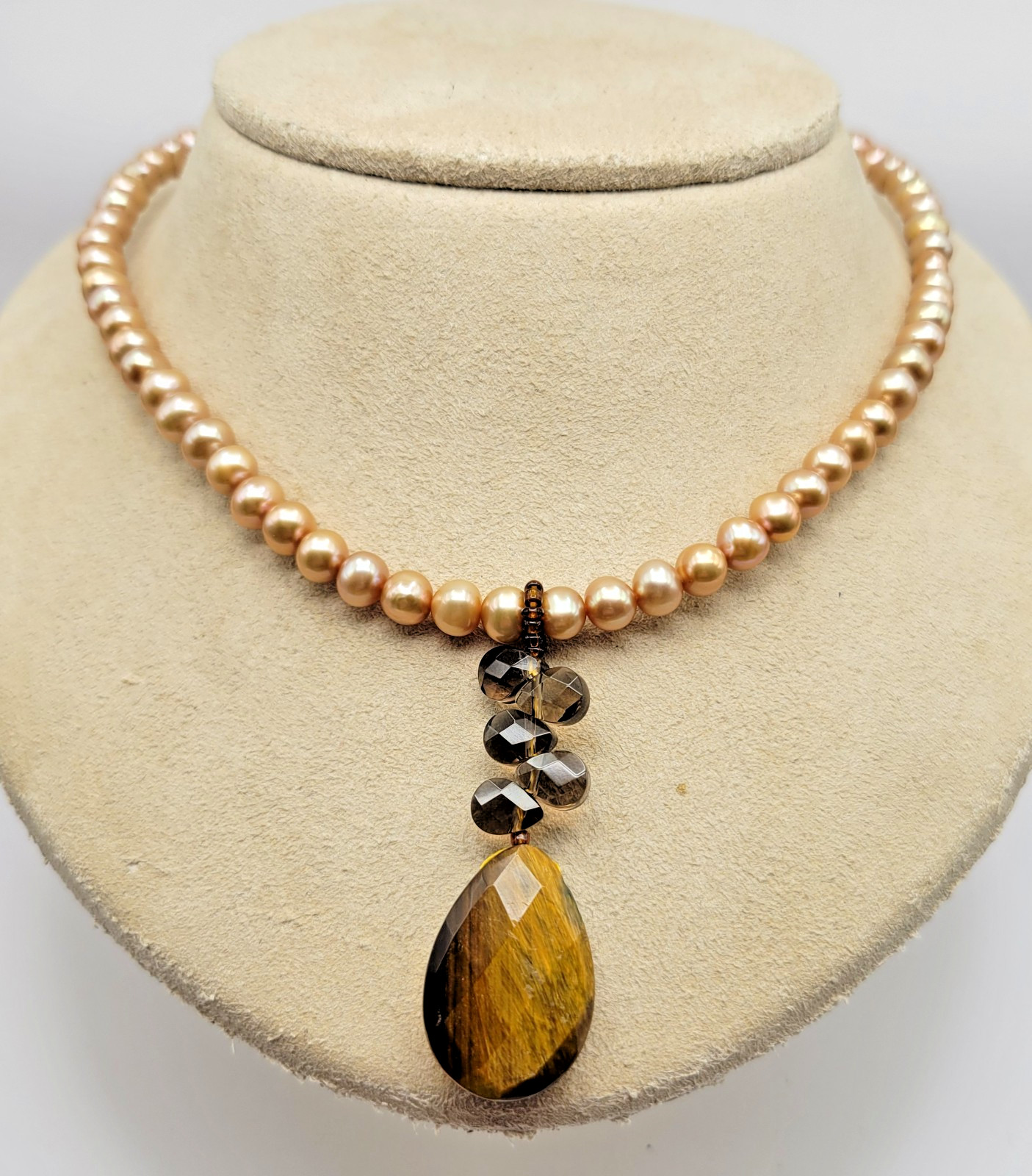 Sterling Silver 6-7mm Peach Freshwater Pearl Faceted Tiger Eye Pendant Necklace