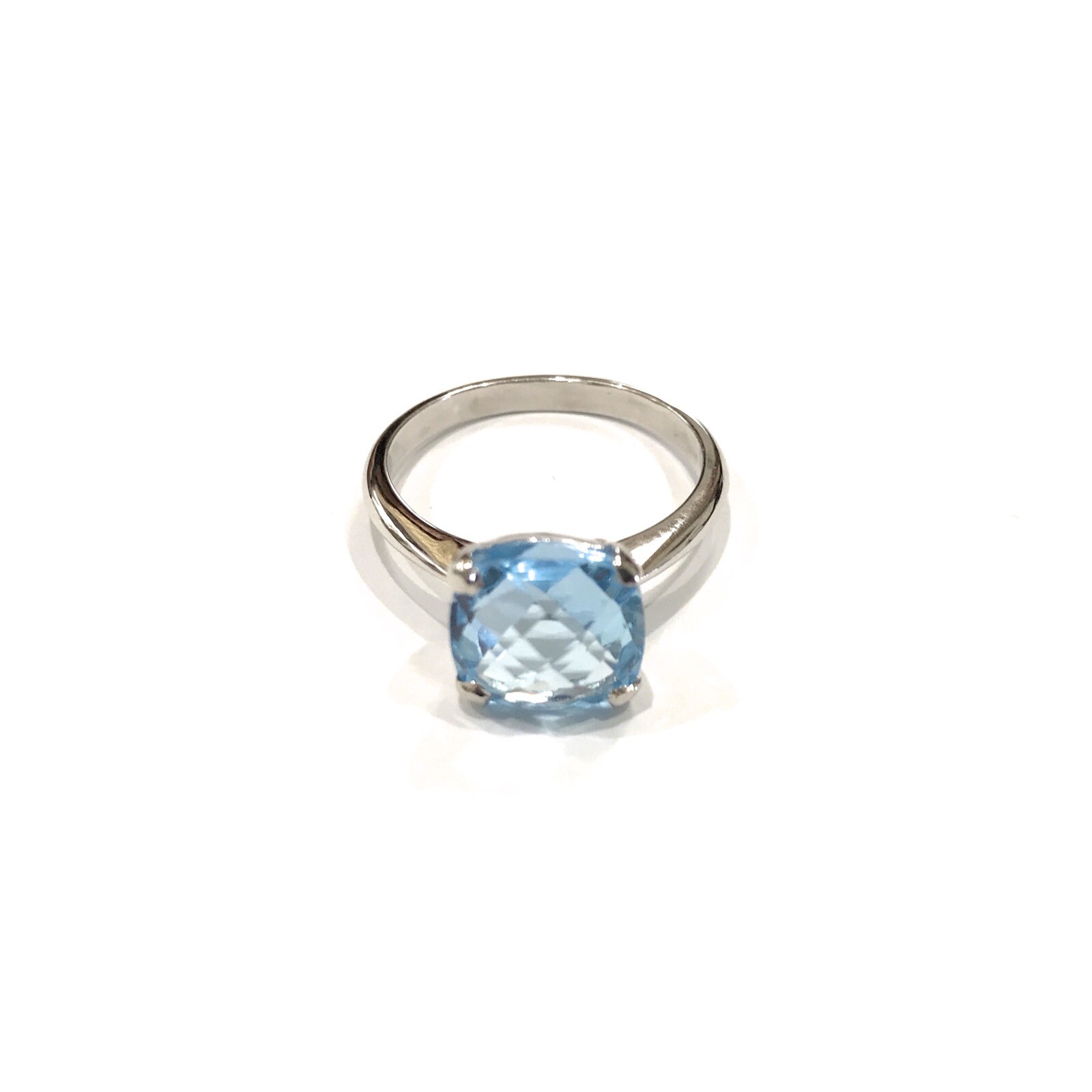 Women’s Ring with Natural Blue Topaz Briolette 14 x 14 Mm