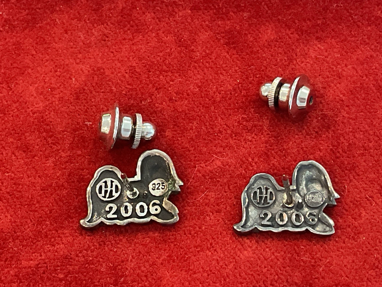 1-JOHN HARDY SIGNED 2006 STERLING SILVER 925 CHINESE ZODIAC YEAR OF THE DOG PIN