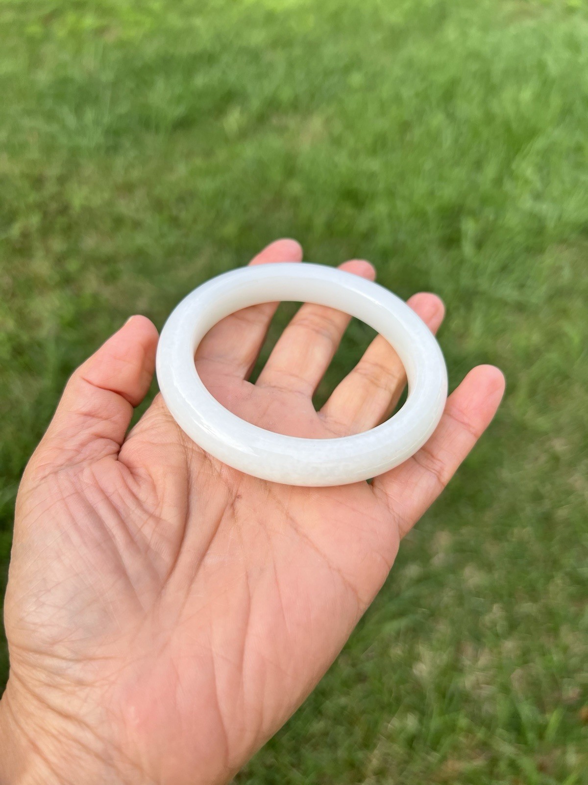 High-Quality Genuine White Nephrite Jade 59mm Bangle Bracelet B999