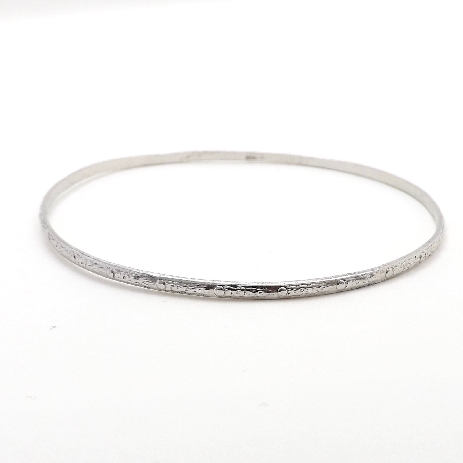 Vintage Sterling Silver Repousse Slip On Bangle Bracelet Large Size 9in