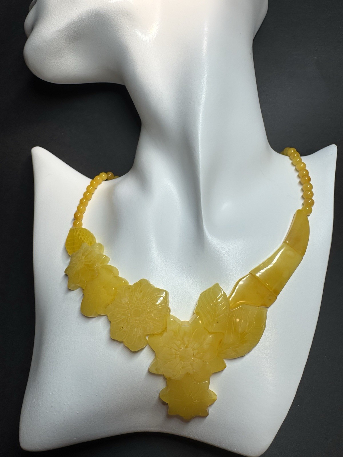 Natural Baltic Butterscotch Amber Statement Necklace 24.5g 45cm