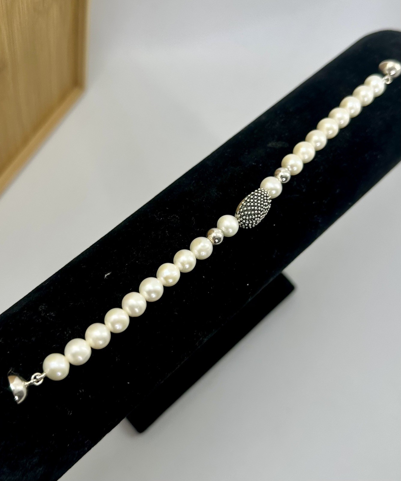 Michael Dawkins Sterling Silver Pearl Bracelet Magnetic Closure 7.5″
