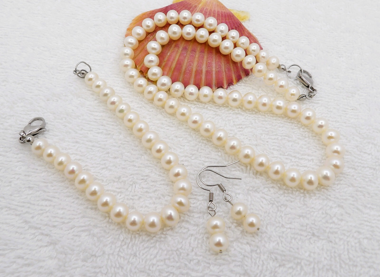 HIGH QUALITY WHITE BUTTON GENUINE FRESHWATER PEARL JEWELRY SET NK BR ER NK05