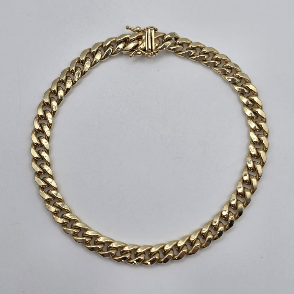 9″ Long 10K Yellow Gold 6.5mm Thick Polished Curb Link Chain Bracelet Signed RB