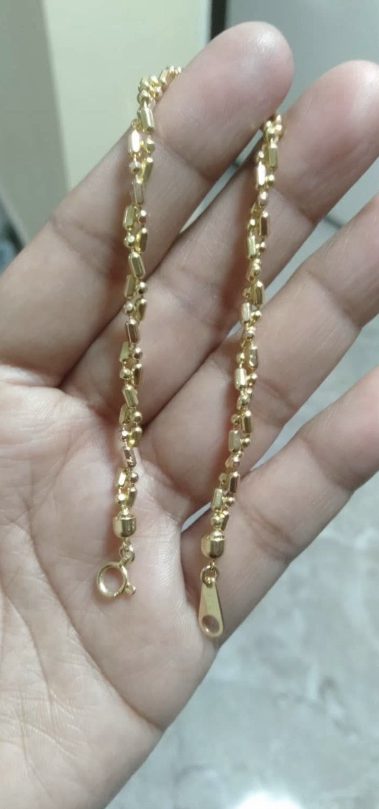 Japan Solid 18k Yellow Gold. Size 7