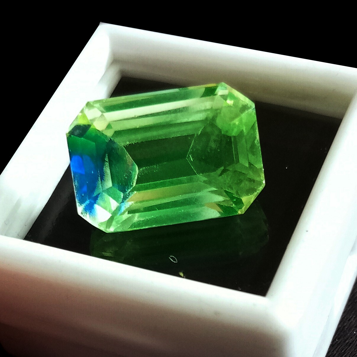 Excellent1 2.10Ct Emerald Cut Natural Pitambri Sapphire Certified Loose Gemstone