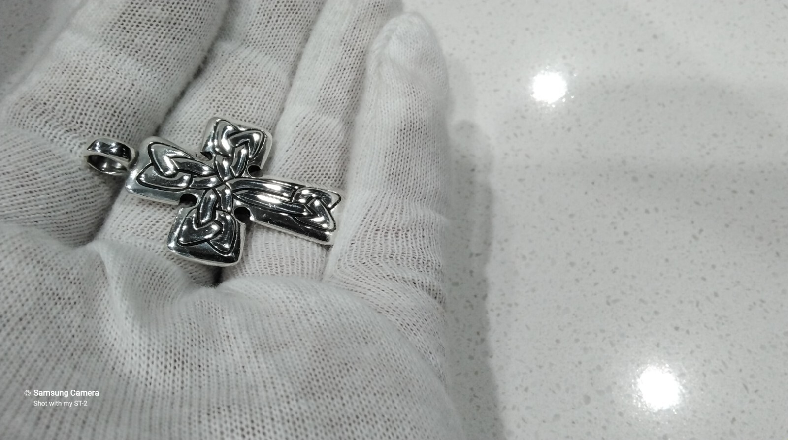 Retired James Avery Celtic Knot Cross Sterling Silver Pendant Fixed Bail JA Box