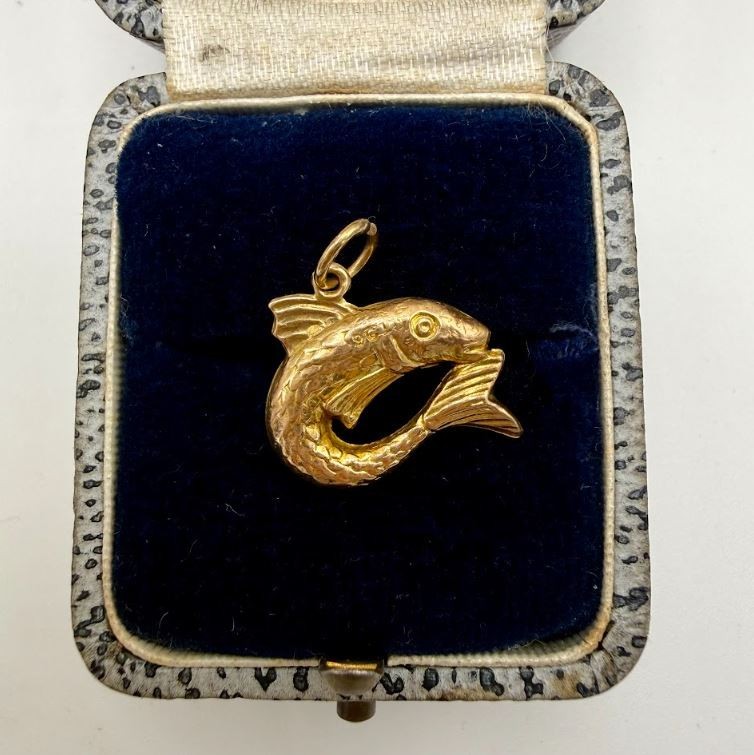 Vintage Solid 9k Yellow Gold Flying Fish Charm