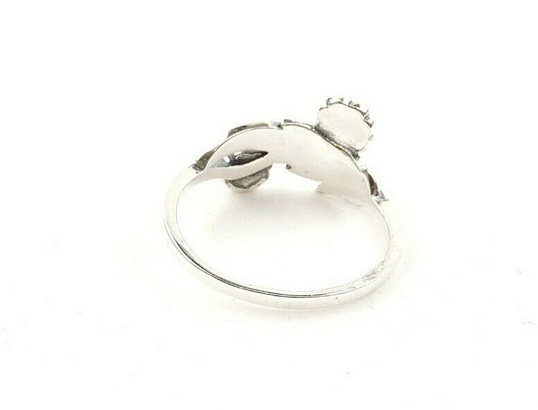 Sterling Silver Flowers And Leaf Ring – Free Gift Packaging
