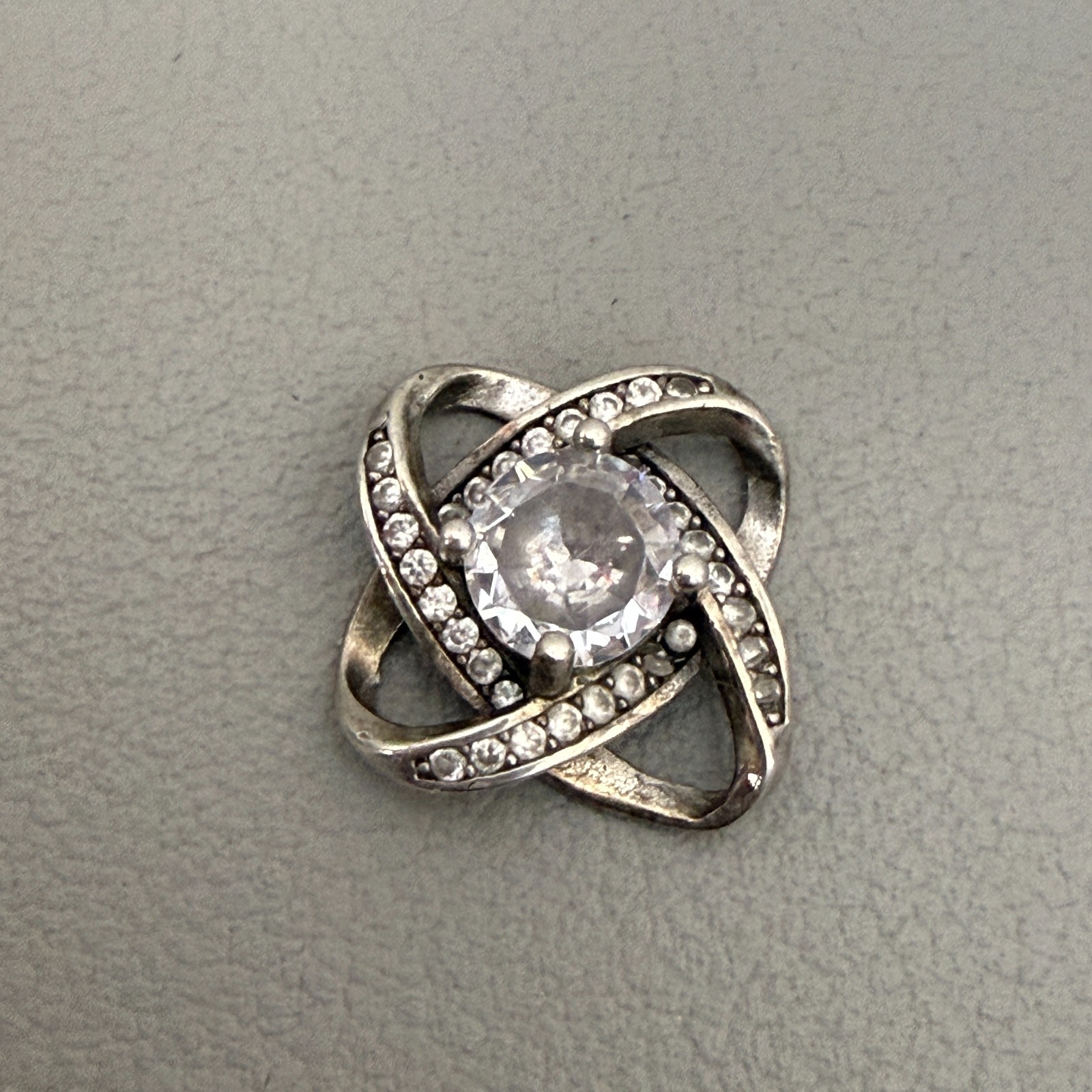 925 Sterling Silver Clear CZ Swirl Knot Pendant Vintage Elegant Charm