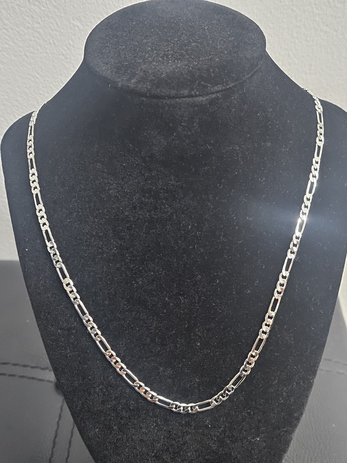 22in 925 Sterling Silver brass-3.9mm Figaro Link Chain