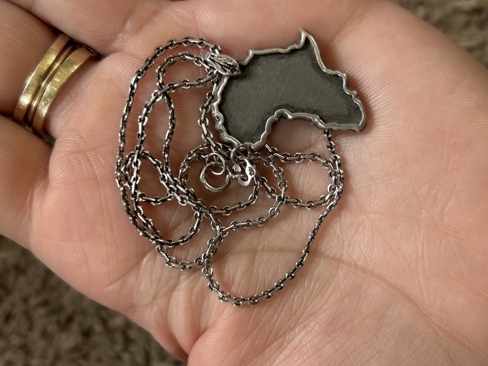 Vintage Sterling Africa, Pendant With 18 Inch Sterling Silver Rolo Chain