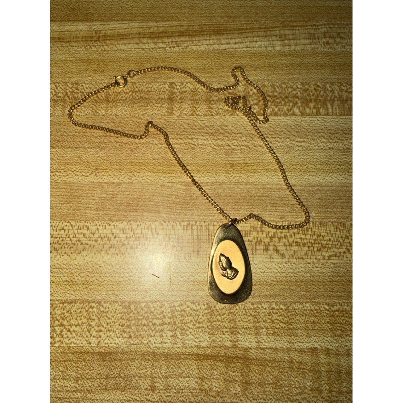 Sarah Coventry Gold Tone Serenity Prayer Pendant necklace