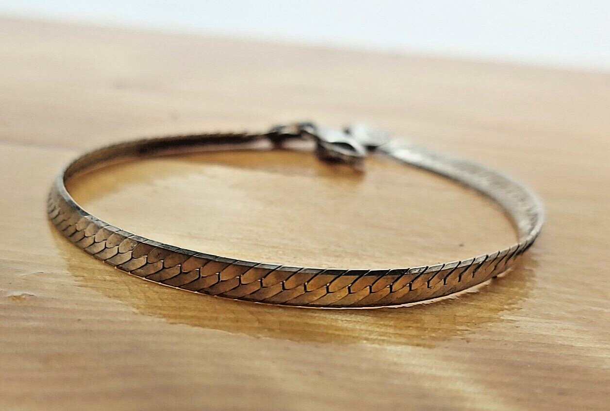 SU Branded Sterling Silver Bracelet -7 inches – 3.744 Grams -Made in Italy