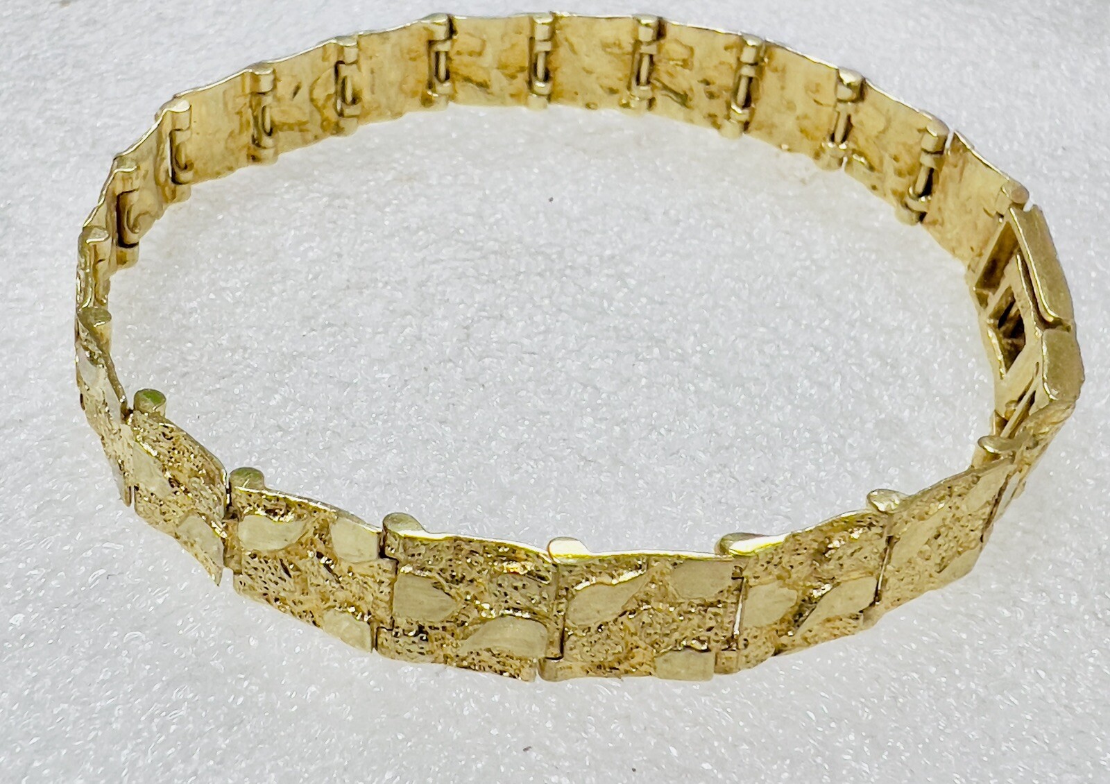 14K Solid Yellow Gold Nugget Link Bracelet ~ 9.25mm ~ 8.25-8.5 Inches ~20.20 Grm