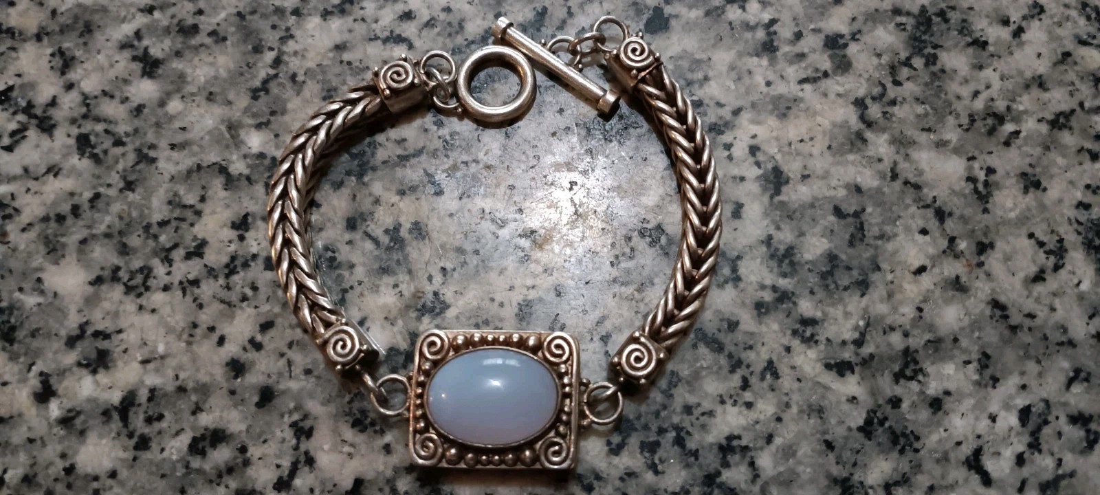 Lavender Jade Sajen Foxtail Toggle Bracelet