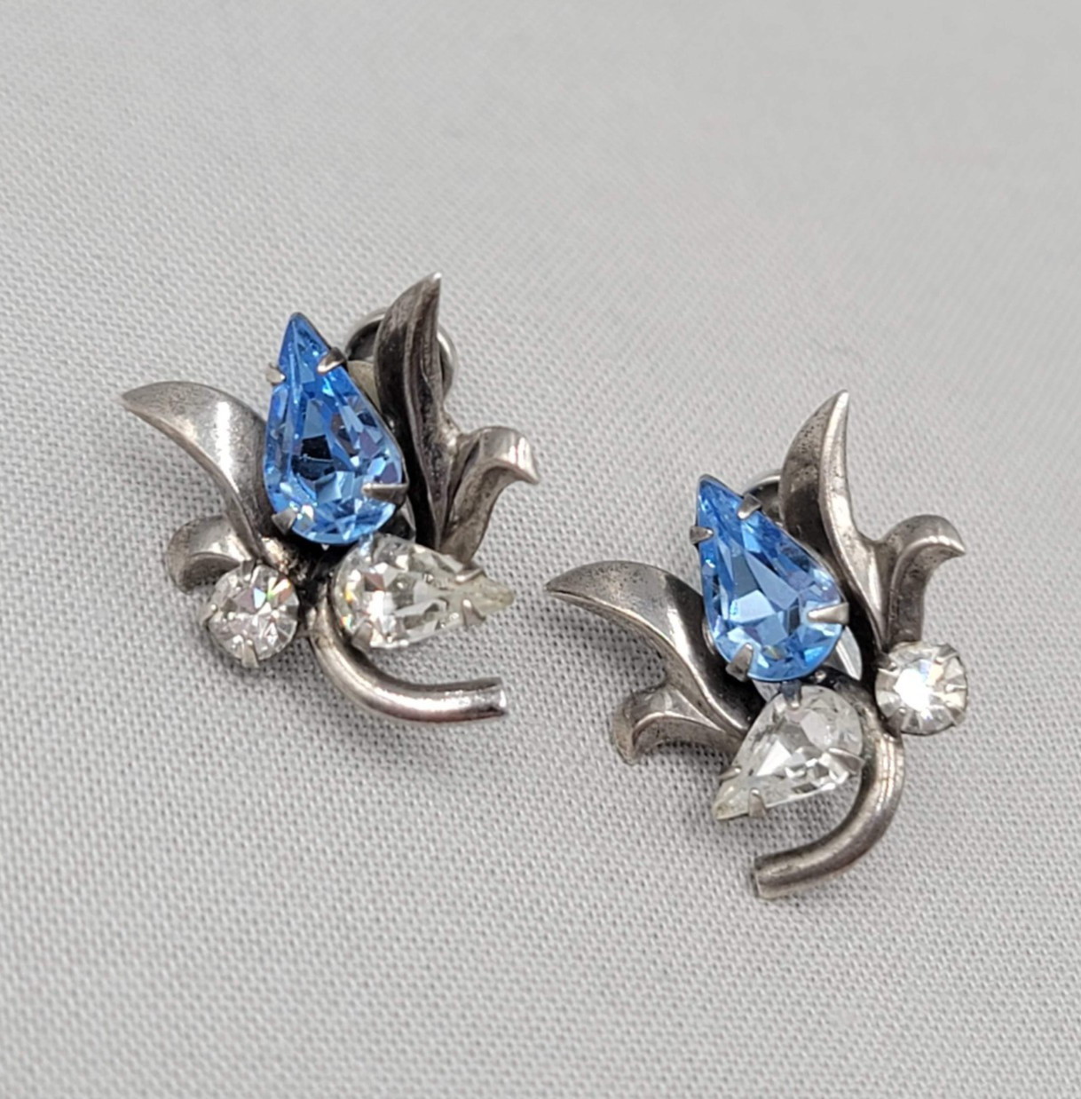 Blue Rhinestone Flower Sterling Silver Clip on Earrings 925 Screw Back 3/4″