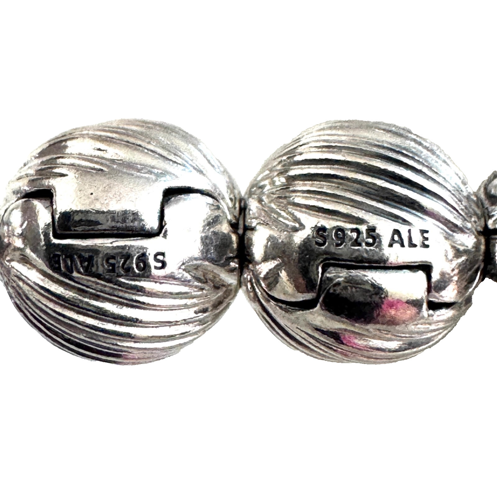 (ONE) Pandora Silver Seeds of Elegance Silicone Clip Charm 797578