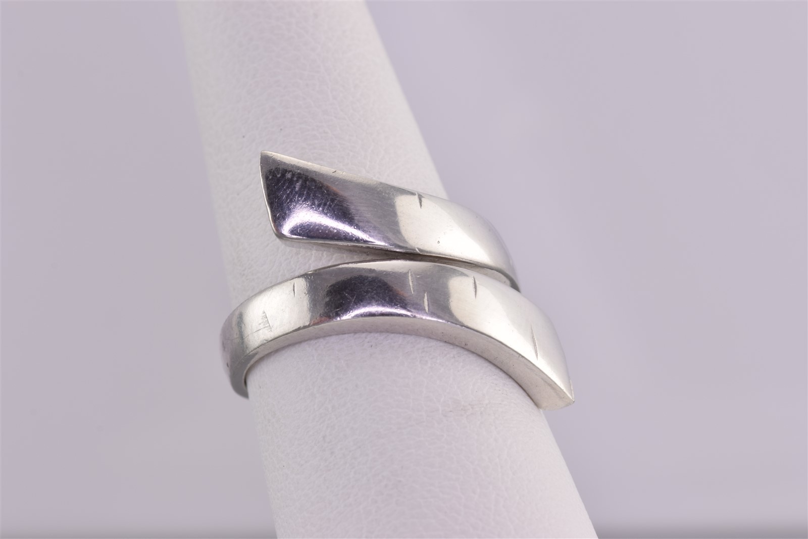 Sterling Silver 19mm Solid Tapered Wrap Around Bypass Band Ring 925 Sz: 8