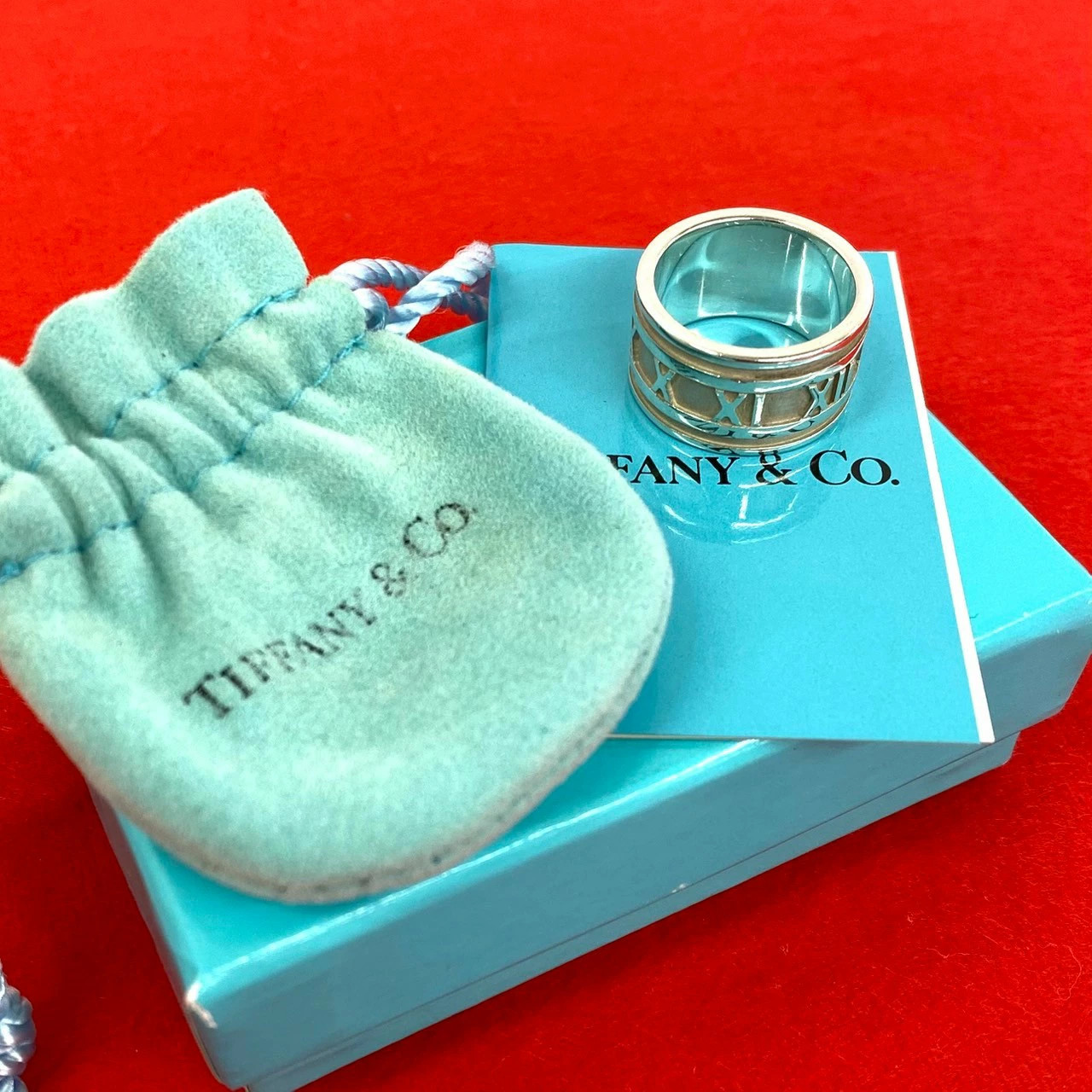 Tiffany & Co. Wide Box with Bag, Excellent Condition, Jewelry Storage