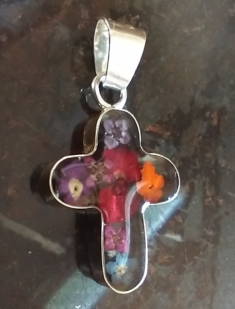 Sterling Silver Band Cross with Dried Flowers in Resin Pendant