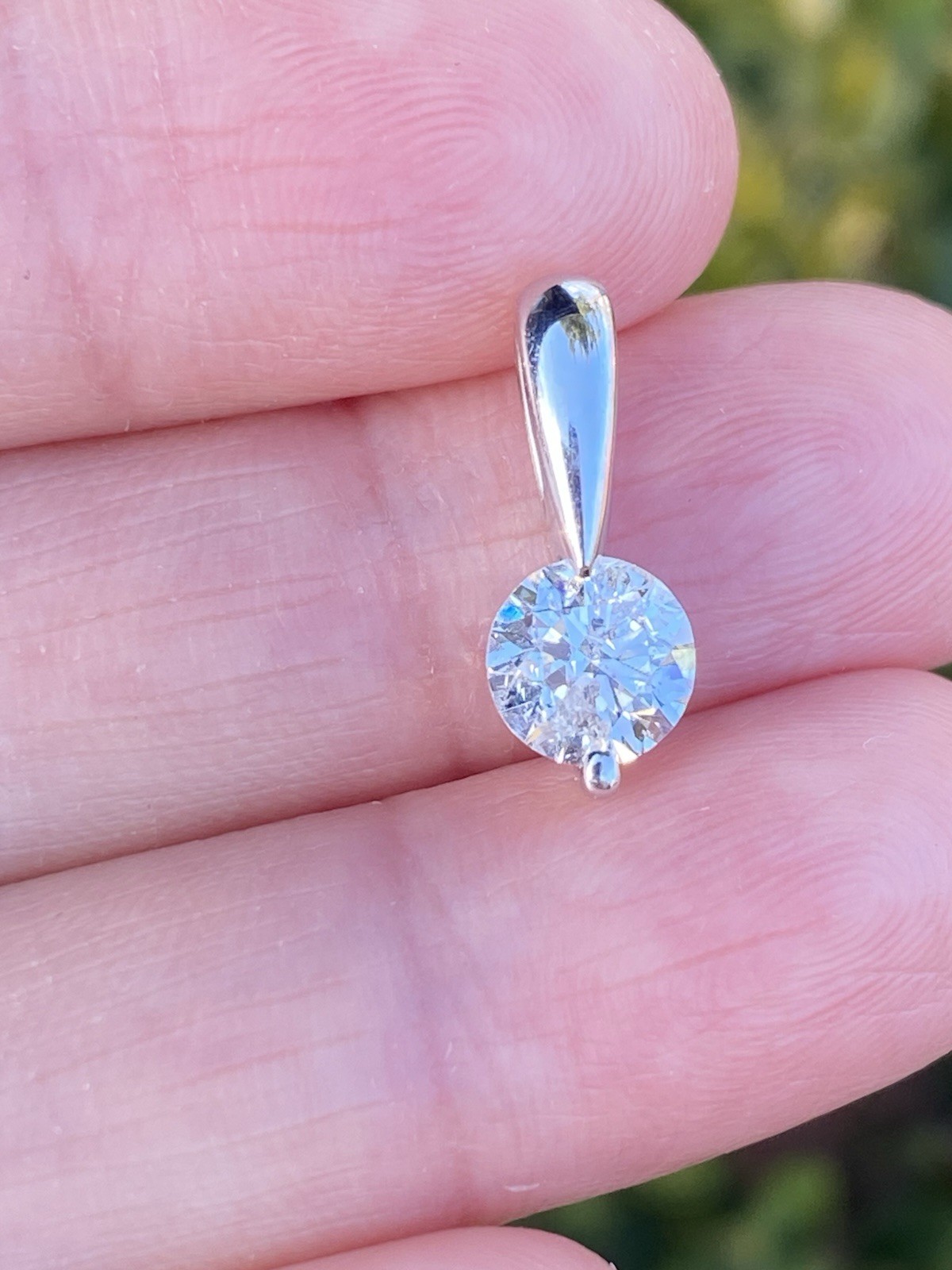 6.3mm 100% Natural Diamond 1.00CT Solitaire Platinum Pendant