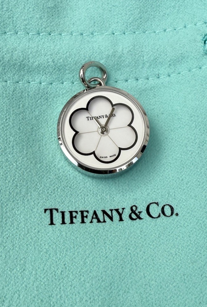 (NEEDS BATTERY) Tiffany & Co White Enamel Blossom Daisy Clock Bag Charm