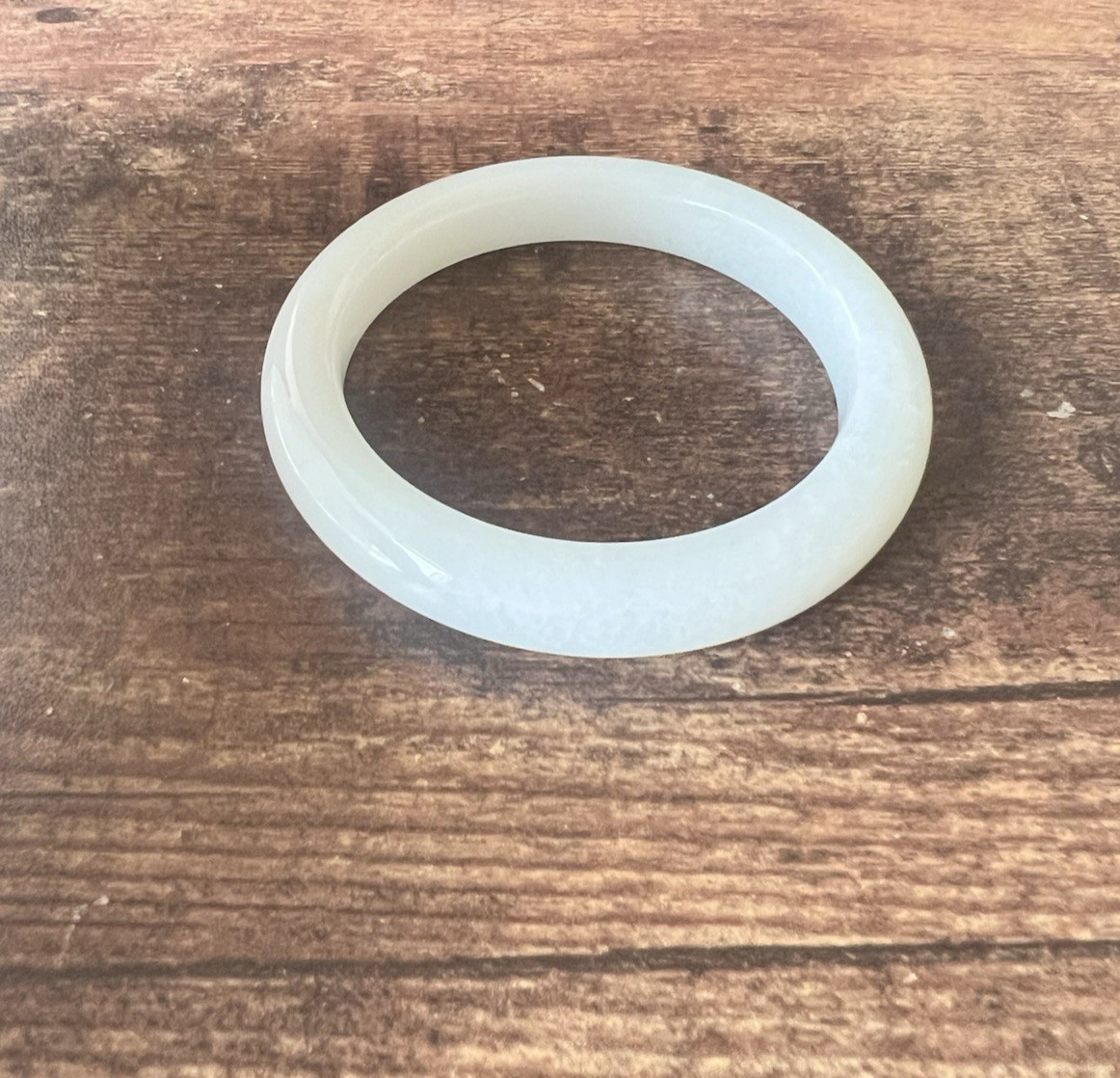 High-Quality Genuine White Nephrite Jade 59mm Bangle Bracelet B999