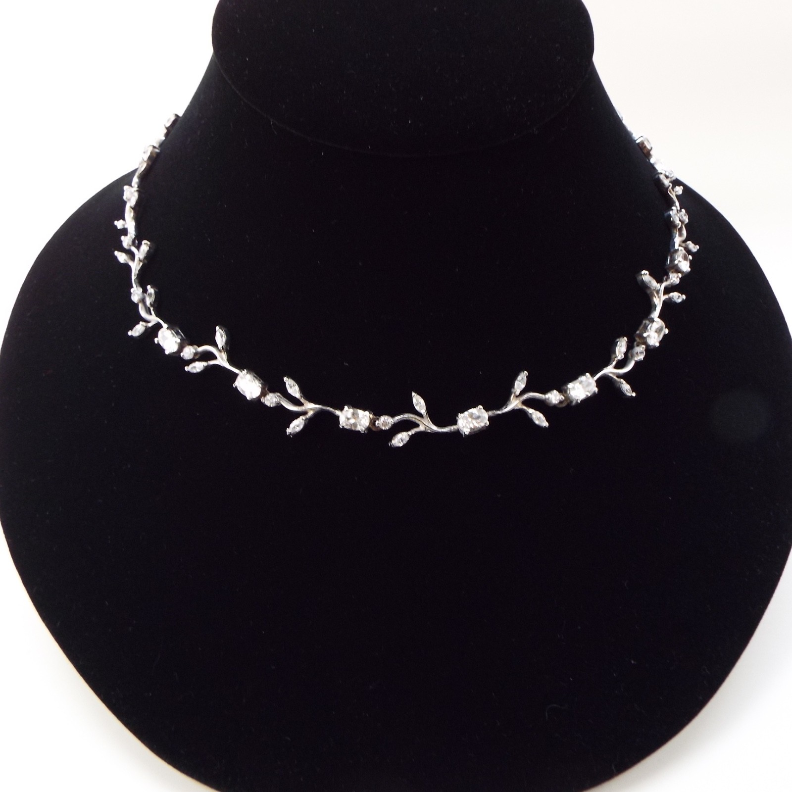 925 Sterling Silver Vine Necklace With Clear Crystals 17″
