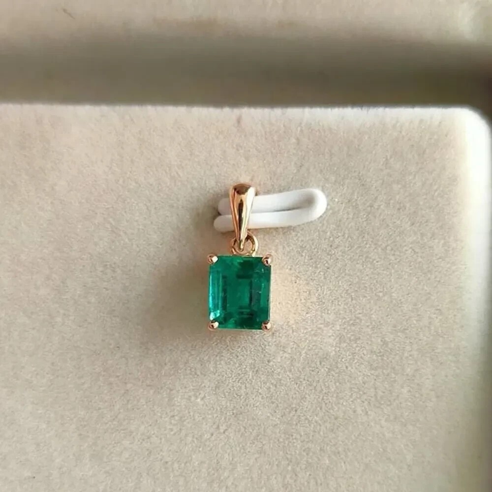 14K Yellow Gold 0.50 Carat Natural Green Emerald Solitaire Pendant Without Chain