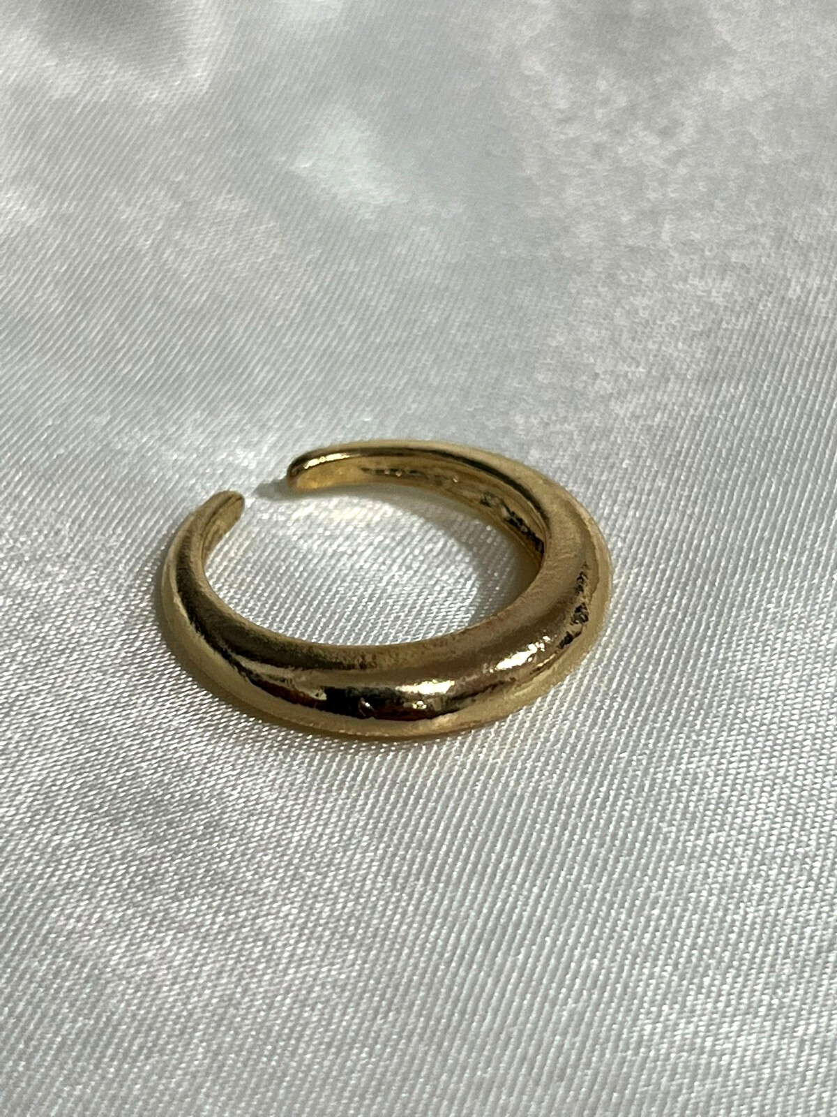 Elegant Solid Crescent Moon Gold Color Ring Fixed Size Celestial Jewelry Women