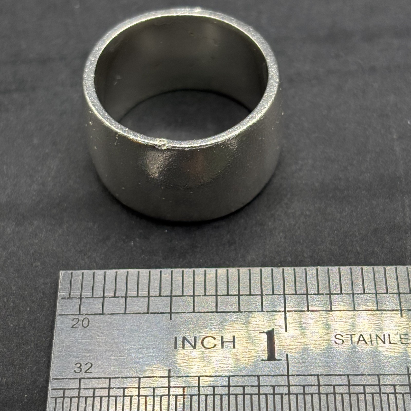 925 silver ring 19.2grams size 9 14mm