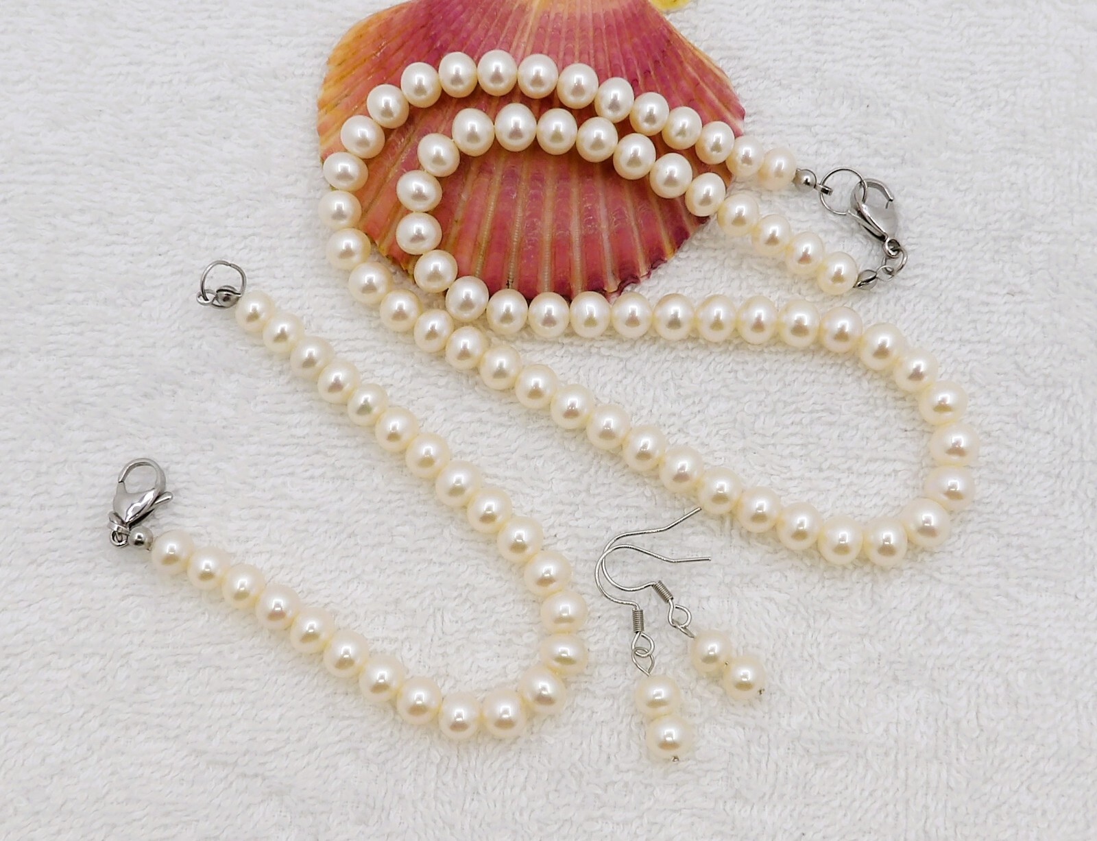 HIGH QUALITY WHITE BUTTON GENUINE FRESHWATER PEARL JEWELRY SET NK BR ER NK05