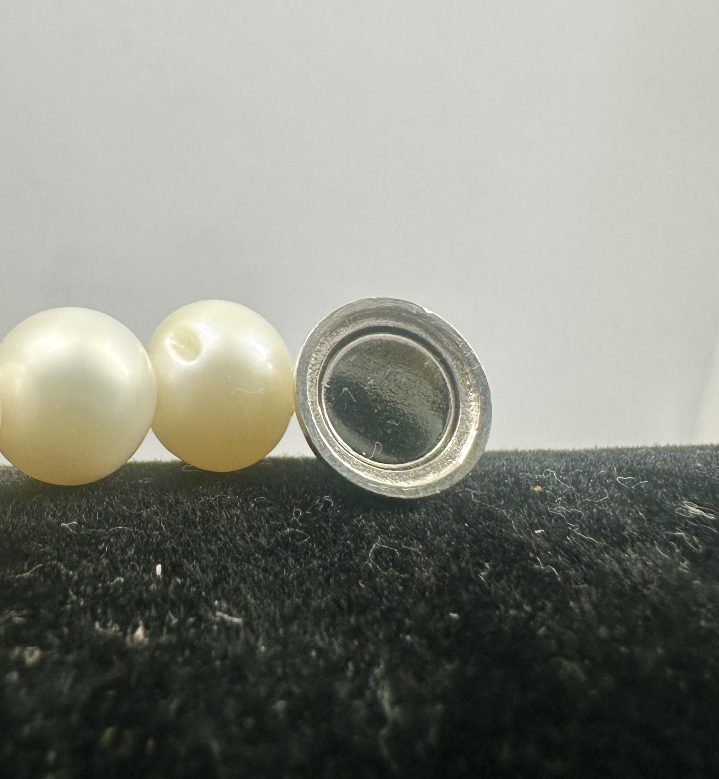 Michael Dawkins Sterling Silver Pearl Bracelet Magnetic Closure 7.5″