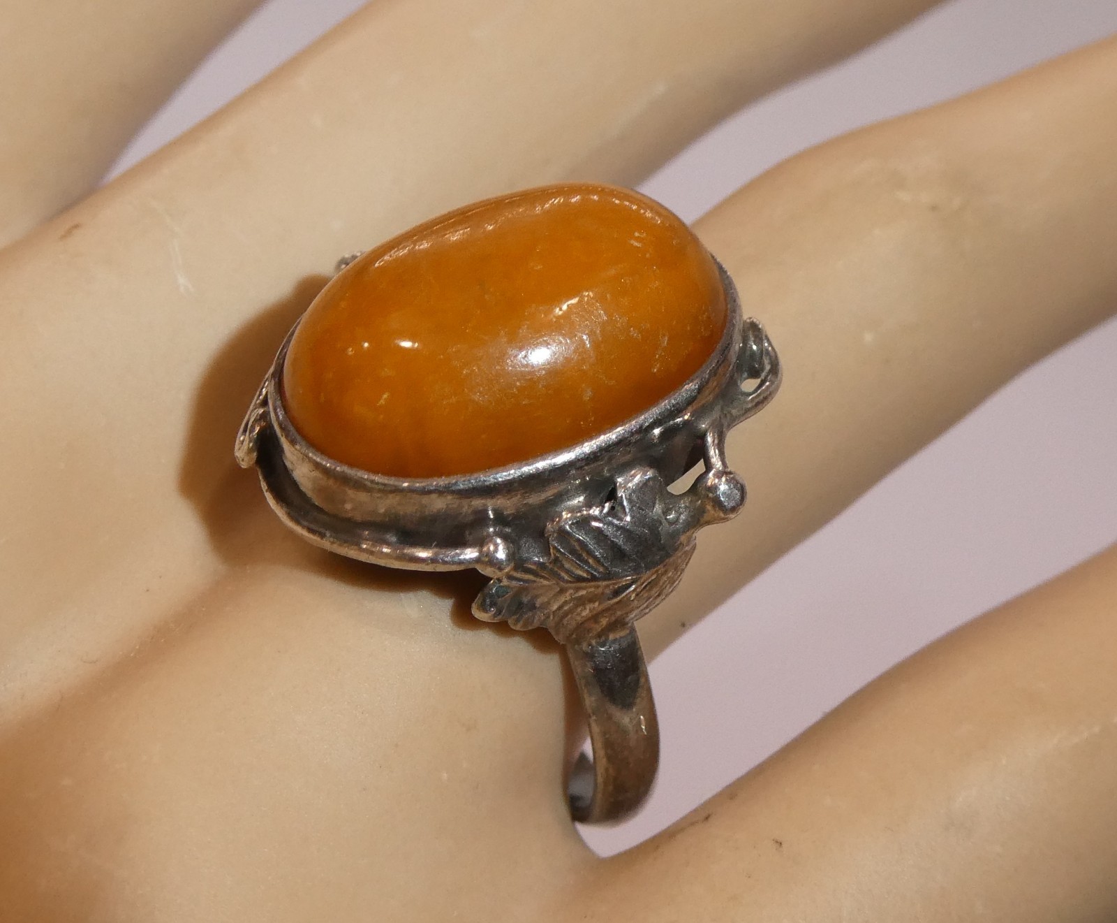 Vintage Amber Cabochon Sterling Silver Ring Size 8.5 Grapes Leaves Poland