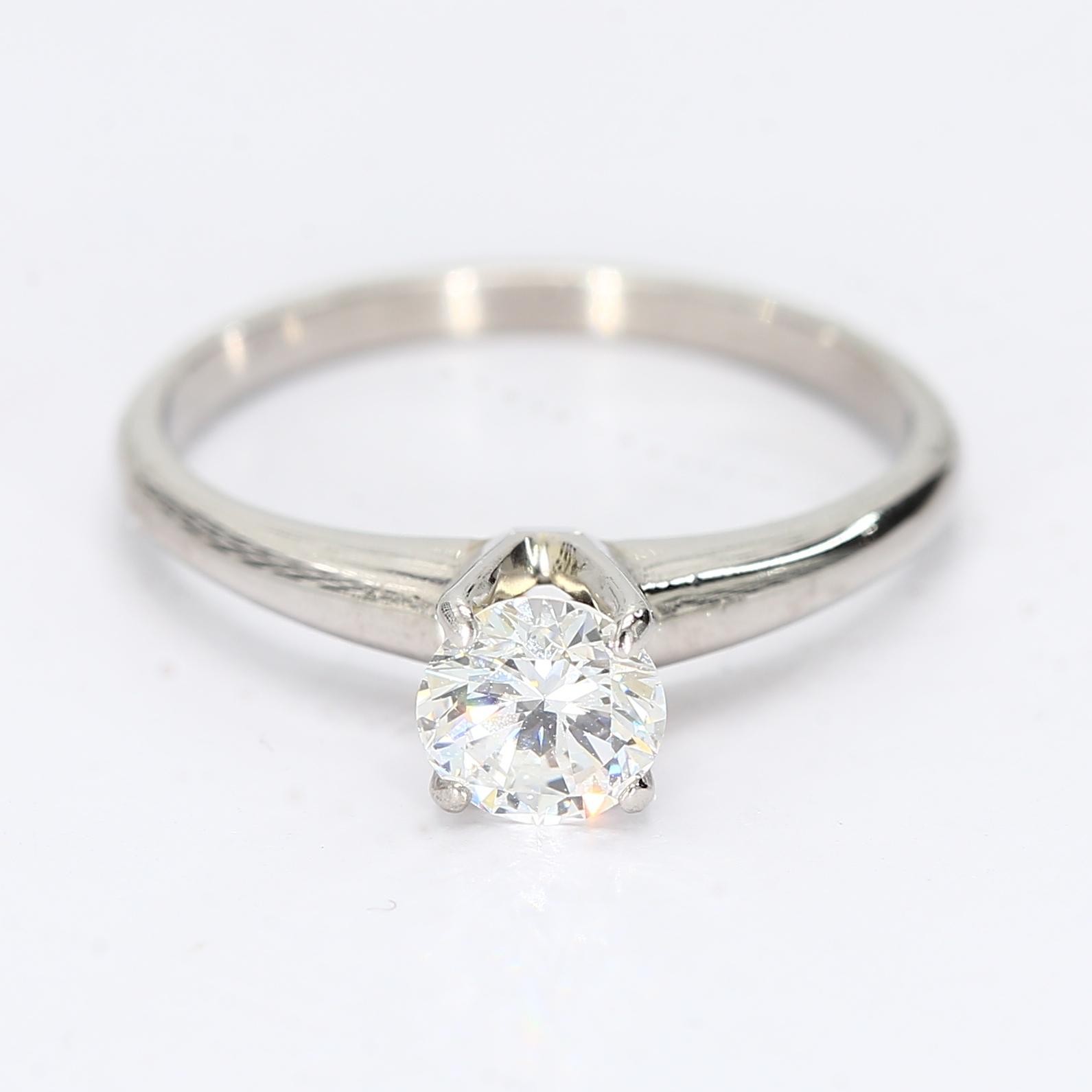 18k White Gold Solitaire Ring with Natural 0.50ct Diamond Center – Eye Clean