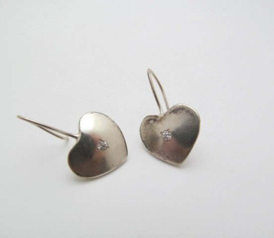 925 Sterling Silver Sparkling Crystal Brushed Metal Solid Heart Dangle Earrings