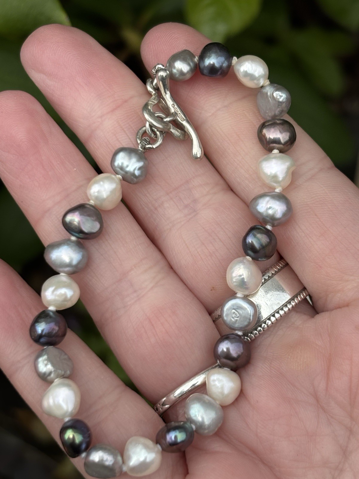 Dower & Hall Sterling Silver Clasped Freshwater Pearl Bracelet (19cm)