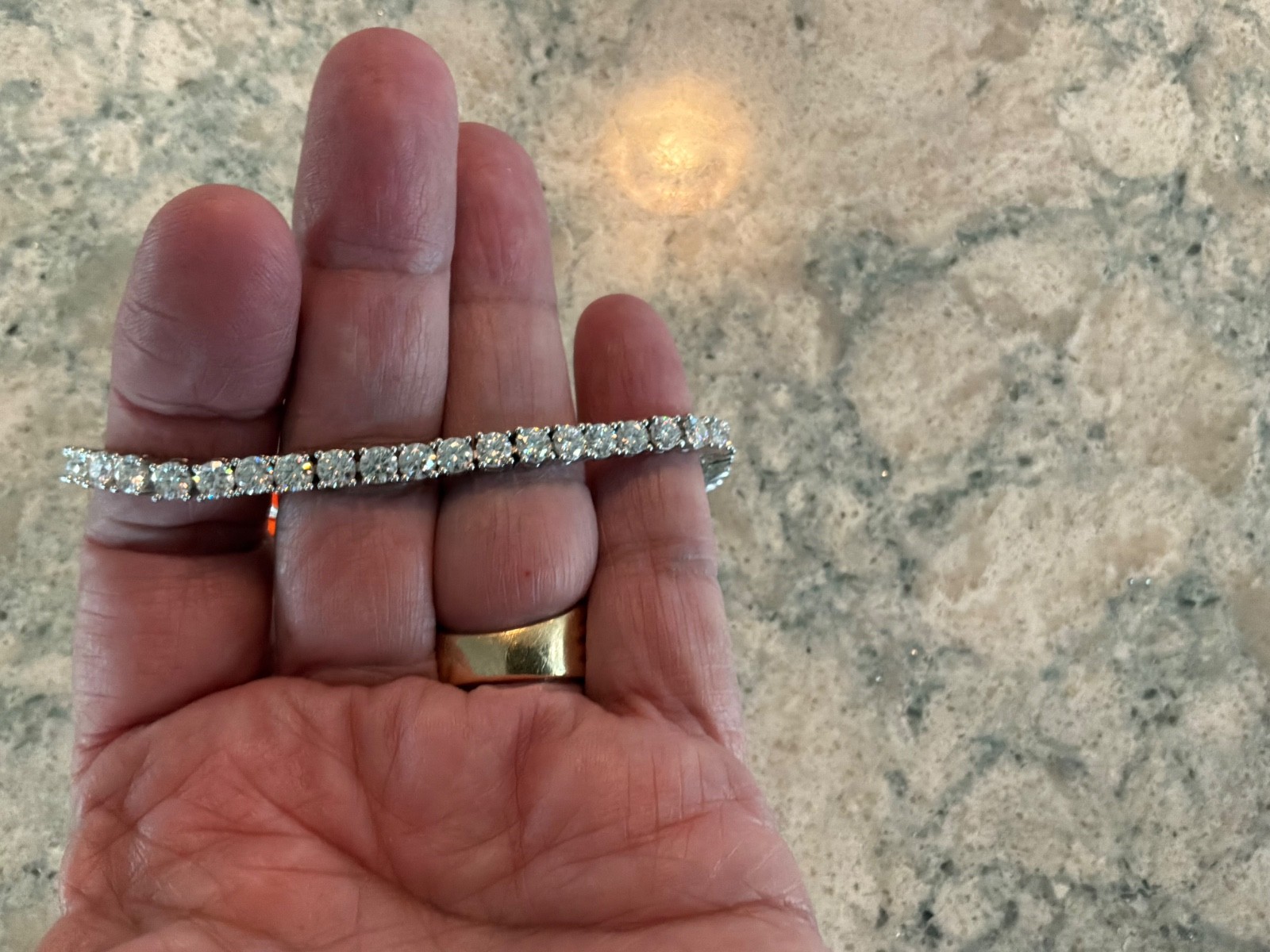 Signed AXNT Beautiful 4mm Moissanite Classic Tennis Bracelet NIB/ w/ Tags