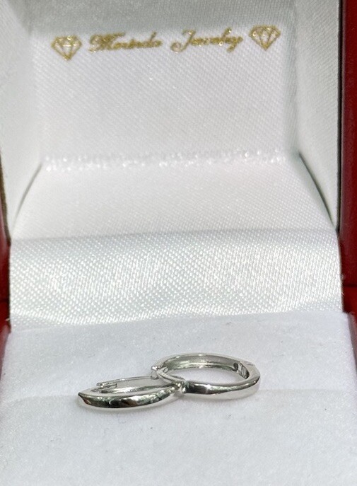 18k Solid White Gold Italy Plan Hoop Kids Adult Earrings, 1.03 grams